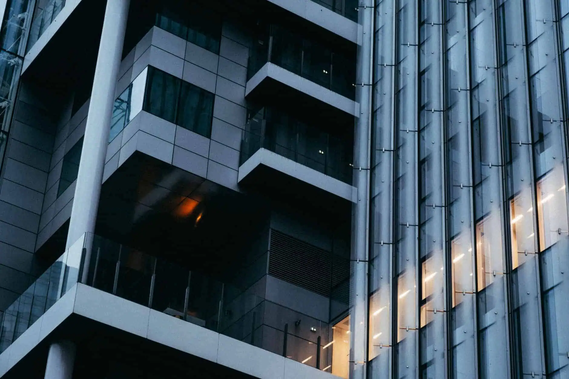 Enterprise Data Architecture: The Reference Model for AI-Scale Workloads