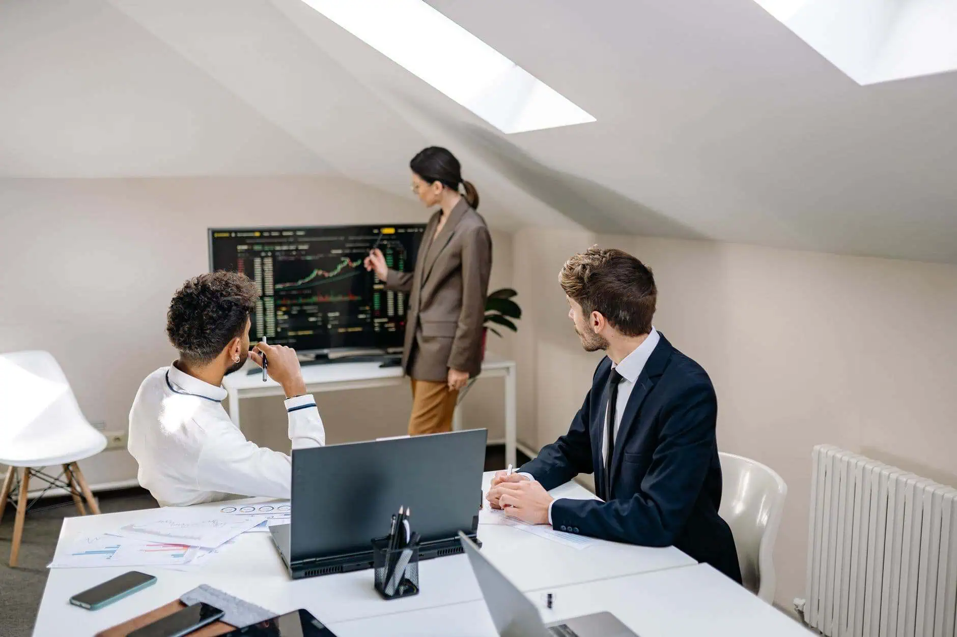 Data Engineering vs Data Science: The Handoff Is What Breaks Enterprise AI