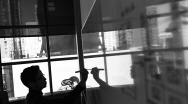 Cloud Data Platform Showdown: Snowflake vs Databricks vs BigQuery for AI Workloads